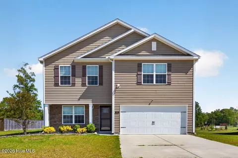 102 Tommy Ln, Vanceboro, NC 28586