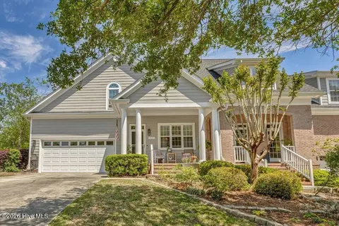 517 Valley Brook Rd, Wilmington, NC 28412