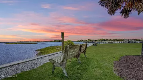 View/Area - 650 Cedar Point Blvd #G4, Cedar Point, NC 28584 photo 3 of 10