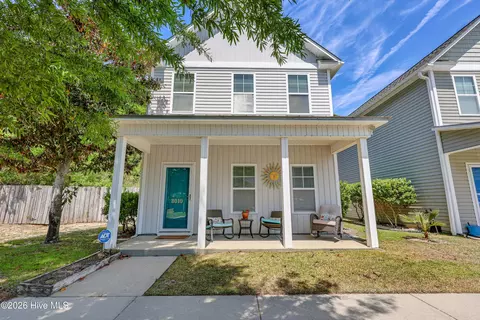 8010 Sweetgrass Ct, Wilmington, NC 28412