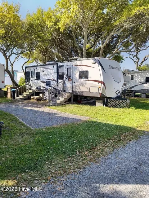 15 Jetty St, North Topsail Beach, NC 28460