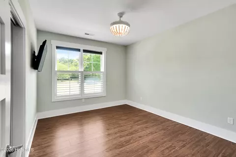 Bedroom - 450 E Creekview Dr, Hampstead, NC 28443 photo 1 of 4