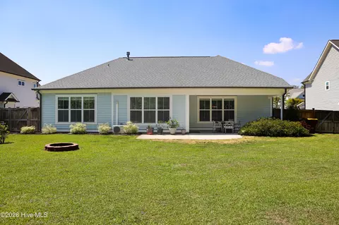 Exterior - 182 Camden Trl, Hampstead, NC 28443 photo 2 of 20
