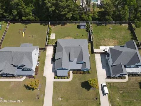 View/Area - 182 Camden Trl, Hampstead, NC 28443 photo 7 of 8