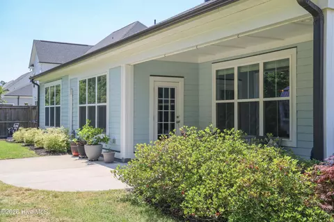 Exterior - 182 Camden Trl, Hampstead, NC 28443 photo 16 of 20
