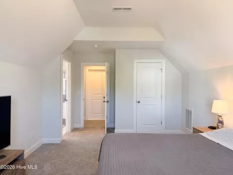 Bedroom - 182 Camden Trl, Hampstead, NC 28443 photo 7 of 12