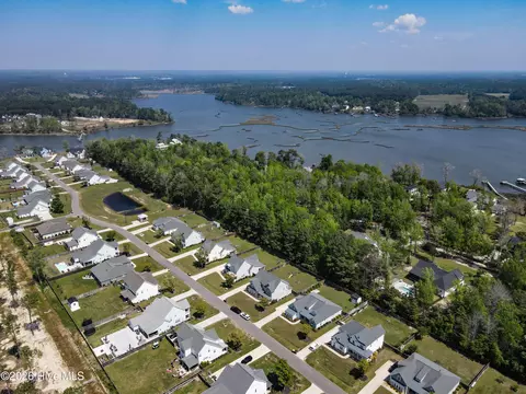 View/Area - 182 Camden Trl, Hampstead, NC 28443 photo 6 of 8