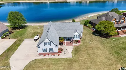 177 Schooner Landing Dr, Edenton, NC 27932