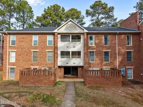 3512 Ivy Commons Dr #302, Raleigh, NC 27606