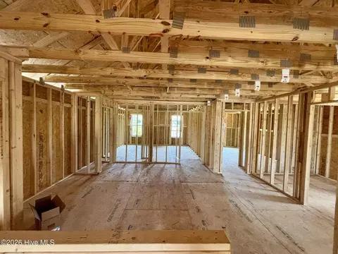 Entry Way - 278 E Ivybridge Dr, Hubert, NC 28539 photo 4 of 5