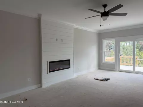 Living - 278 E Ivybridge Dr, Hubert, NC 28539 photo 4 of 5