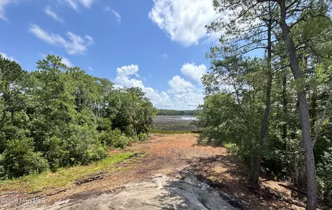 View/Area - 278 E Ivybridge Dr, Hubert, NC 28539 photo 2 of 3