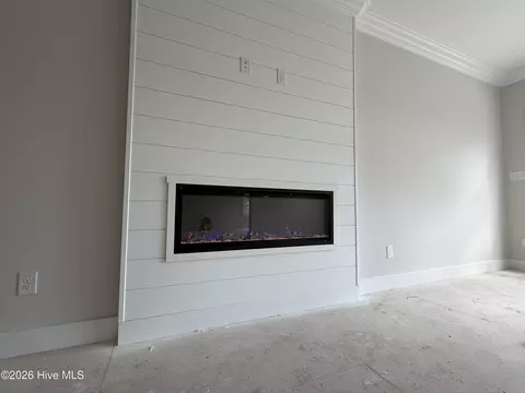 Living - 278 E Ivybridge Dr, Hubert, NC 28539 photo 5 of 5