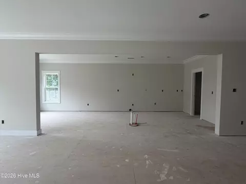 Living - 278 E Ivybridge Dr, Hubert, NC 28539 photo 3 of 5