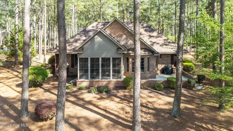 Exterior - 28 Abbottsford Dr, Pinehurst, NC 28374 photo 10 of 14