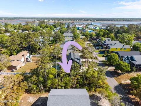 303 NE 61st St, Oak Island, NC 28465