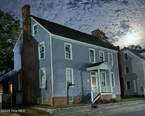 214 E Water St, Washington, NC 27889