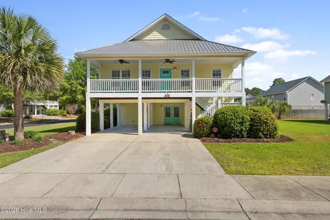 709 Ocracoke Dr, Wilmington, NC 28412