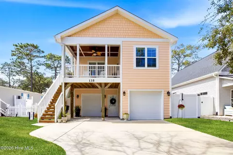 135 NE 75th St, Oak Island, NC 28465