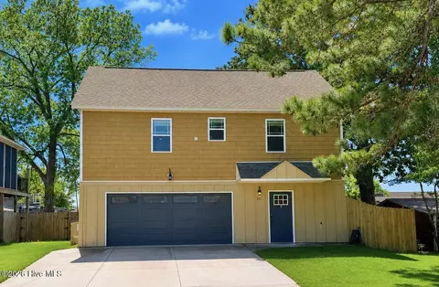 511 N B St, Bridgeton, NC 28519
