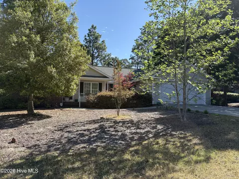 310 Fox Run Rd, Pinehurst, NC 28374