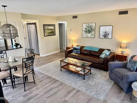 Living - 5 Pine Tree Rd # 119, Pinehurst, NC 28374 photo 1 of 3