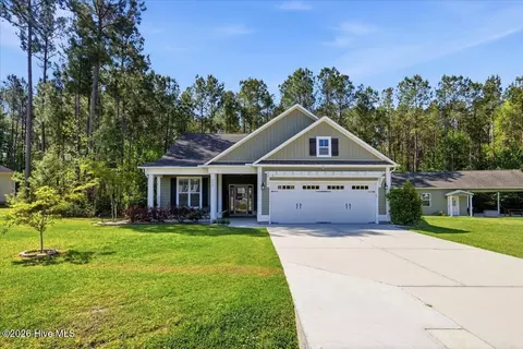 111 W Huckleberry Way, Rocky Point, NC 28457