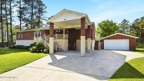 298 Bay Shore Dr, Chocowinity, NC 27817