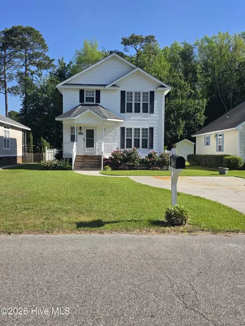 215 Grays Ln, Elizabethtown, NC 28337