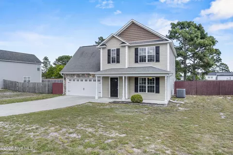 264 Inverness Dr, Hubert, NC 28539