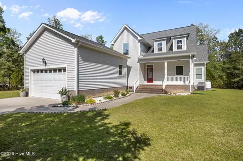 Exterior - 164 Bay View Dr, Chocowinity, NC 27817 photo 1 of 5