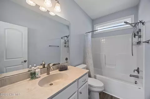 Bath - 164 Bay View Dr, Chocowinity, NC 27817 photo 1 of 5