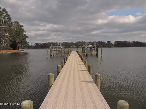 View/Area - 164 Bay View Dr, Chocowinity, NC 27817 photo 4 of 5