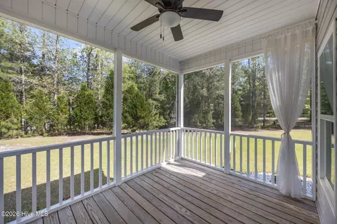 Exterior - 164 Bay View Dr, Chocowinity, NC 27817 photo 2 of 5