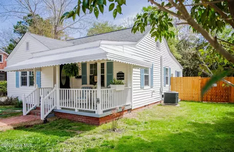 116 W Bayshore Blvd, Jacksonville, NC 28540