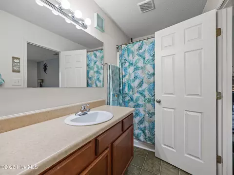 Bath - 210 Bobwhite Rd, Hubert, NC 28539 photo 4 of 6