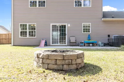 Exterior - 210 Bobwhite Rd, Hubert, NC 28539 photo 7 of 8