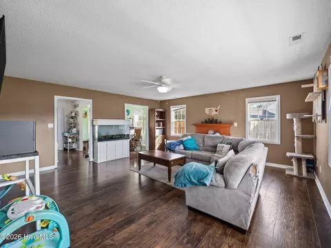 Living - 210 Bobwhite Rd, Hubert, NC 28539 photo 1 of 3