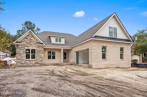 8817 Kirkcaldy Ct, Sunset Beach, NC 28468