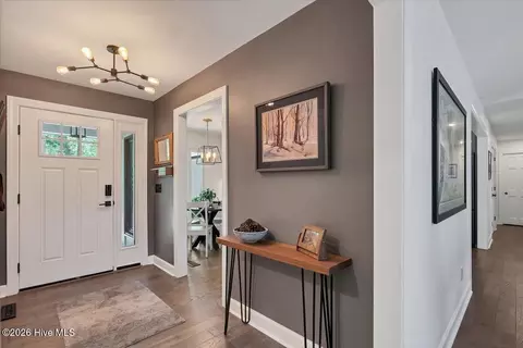 Entry Way - 2 Salem Ln, Pinehurst, NC 28374 photo 4 of 4