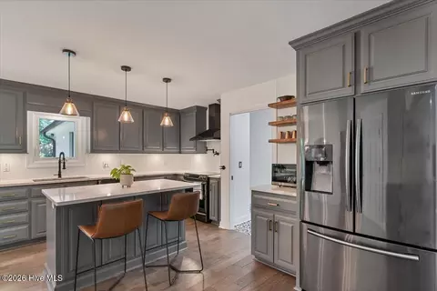 Kitchen - 2 Salem Ln, Pinehurst, NC 28374 photo 4 of 10