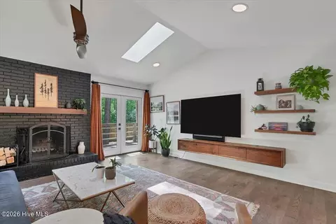 Living - 2 Salem Ln, Pinehurst, NC 28374 photo 1 of 1