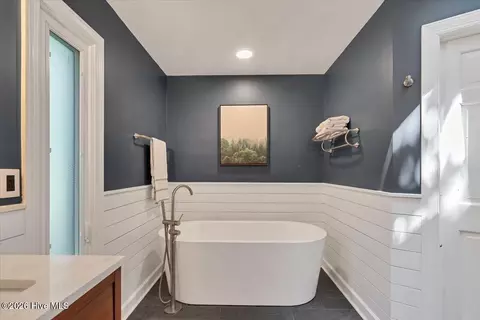 Bath - 2 Salem Ln, Pinehurst, NC 28374 photo 8 of 11