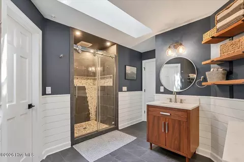 Bath - 2 Salem Ln, Pinehurst, NC 28374 photo 6 of 11