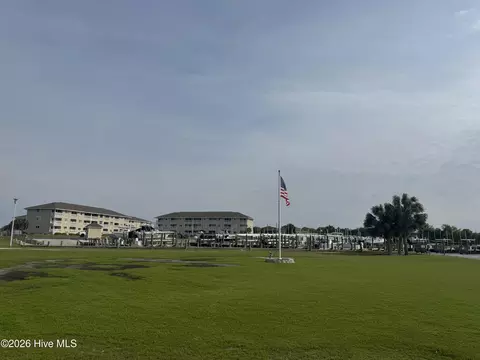 650 Cedar Point Blvd #H4, Cedar Point, NC 28584 photo 8