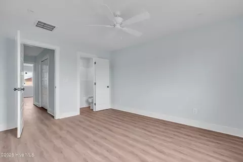 Bedroom - 650 Cedar Point Blvd #H4, Cedar Point, NC 28584 photo 6 of 6