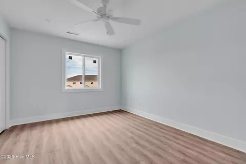 Bedroom - 650 Cedar Point Blvd #H4, Cedar Point, NC 28584 photo 3 of 6