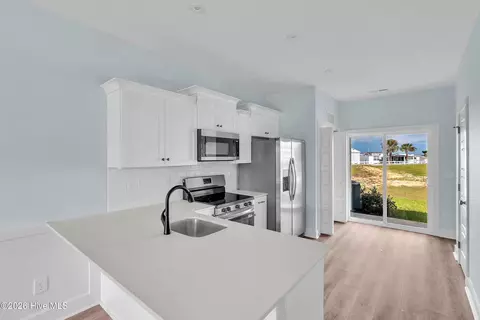 Kitchen - 650 Cedar Point Blvd #H4, Cedar Point, NC 28584 photo 1 of 2