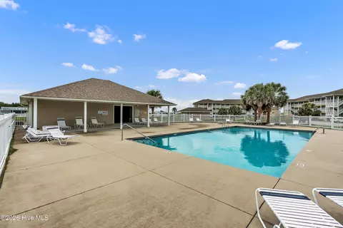 Exterior - 650 Cedar Point Blvd #H4, Cedar Point, NC 28584 photo 4 of 6