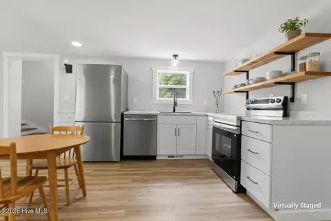 Kitchen - 1977 Colington Rd, Kill Devil Hills, NC 27948 photo 2 of 2